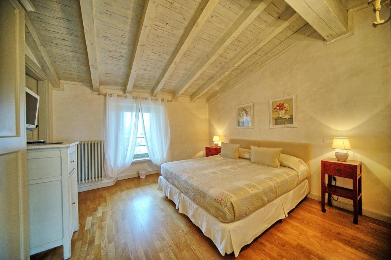 Bed and Breakfast Garni Del Gardoncino Манерба-дель-Гарда Экстерьер фото