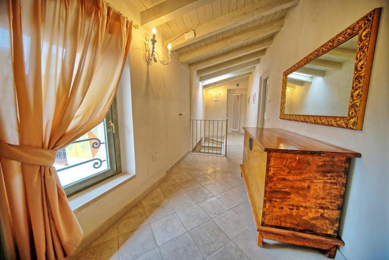 Bed and Breakfast Garni Del Gardoncino Манерба-дель-Гарда Экстерьер фото