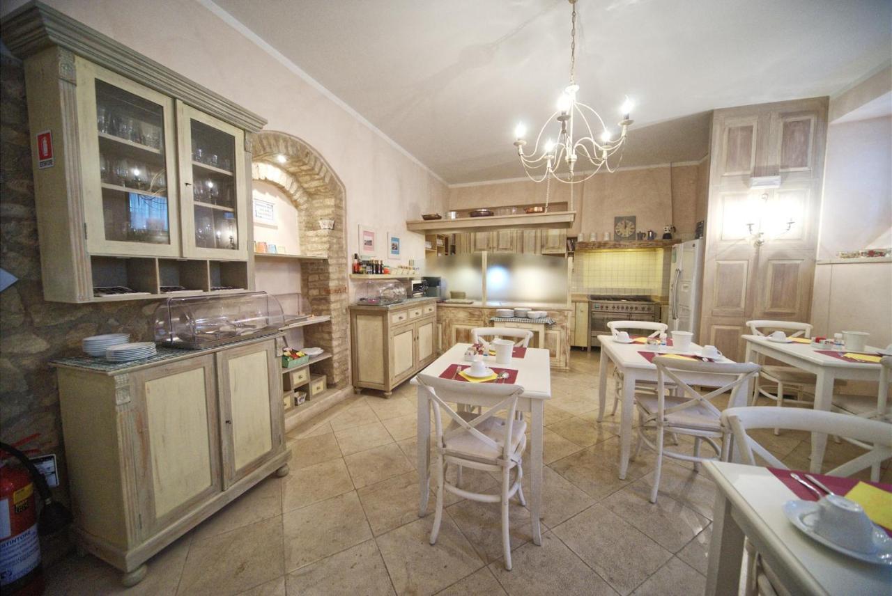 Bed and Breakfast Garni Del Gardoncino Манерба-дель-Гарда Экстерьер фото